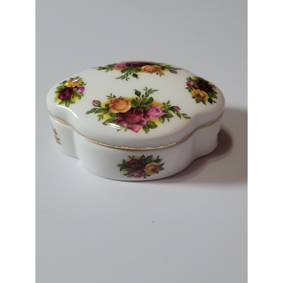 Vintage Royal Albert Old Country Roses Trinket Box-England - Picture 2 of 6